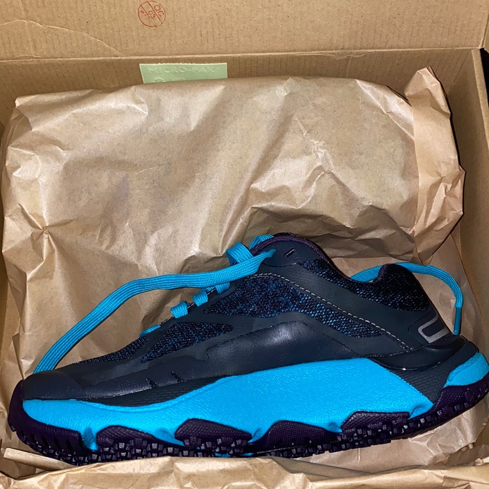 Vasque Running shoes